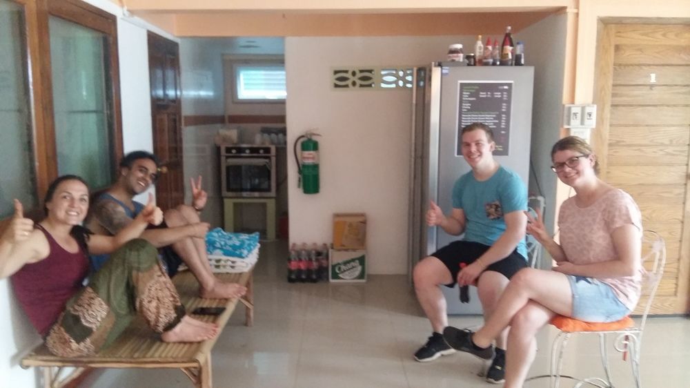 Jutharat Home Аюттхая Экстерьер фото