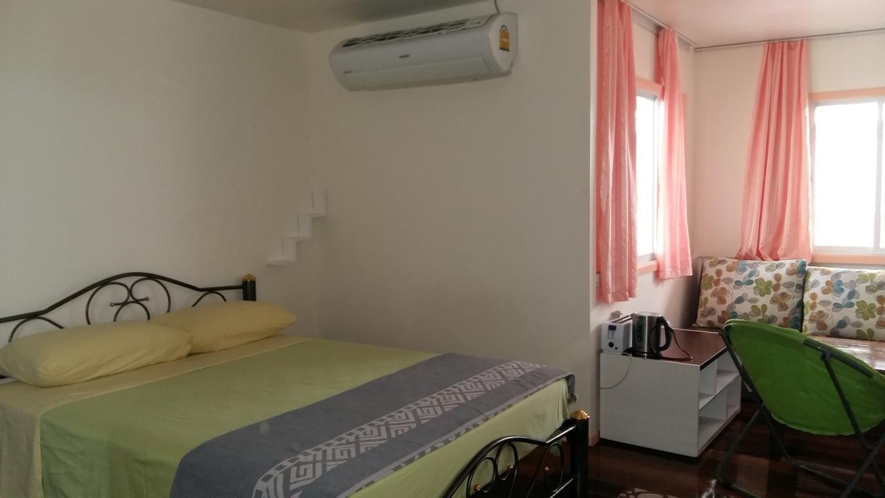 Jutharat Home Аюттхая Экстерьер фото